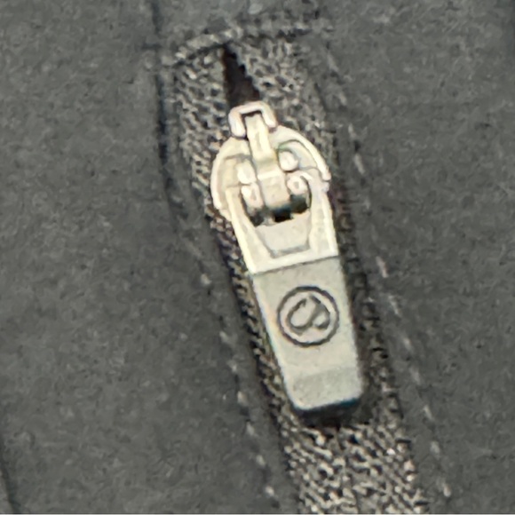 Prana Women’s Black Active Shorts XS 3” Inseam w/ Zipper Pocket - Picture 4 of 5